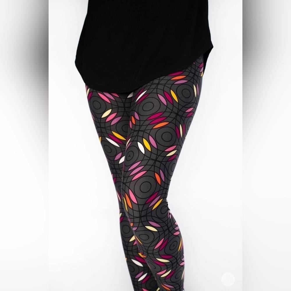 SweetLegs Sound Waves Leggings Petite Small